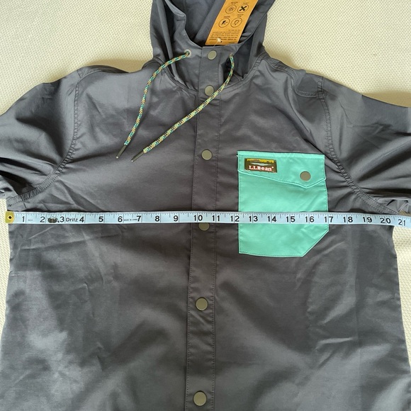 New L.L. Bean Men’s Navy Hooded Wind Shirt Size Small - Picture 5 of 9